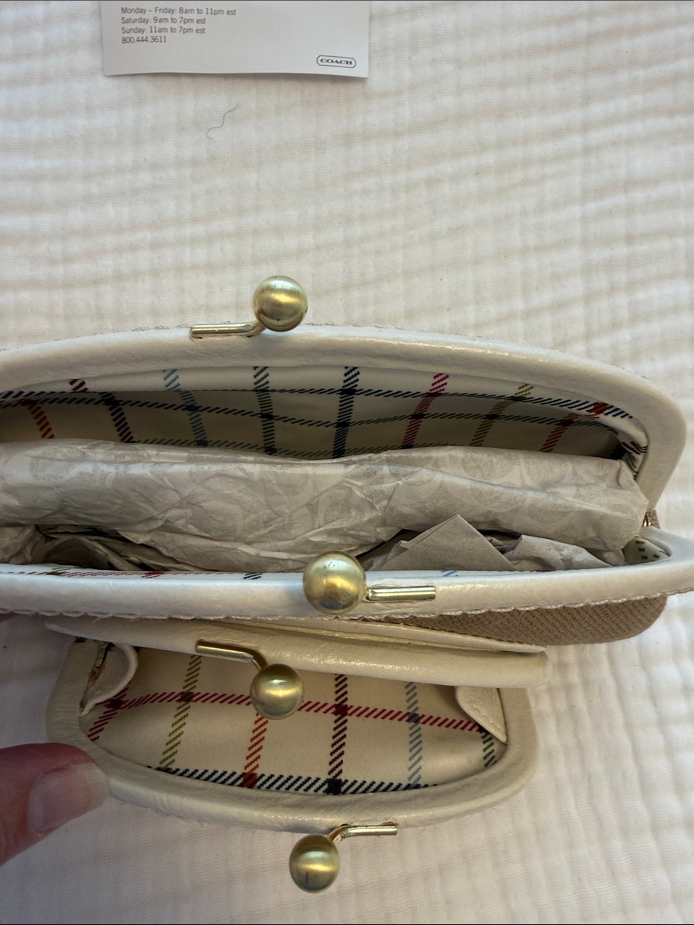 Coach Hamptons Archive 10th Anniversary Limited Edition Canvas Kisslock Wristlet - Picture 3 of 3